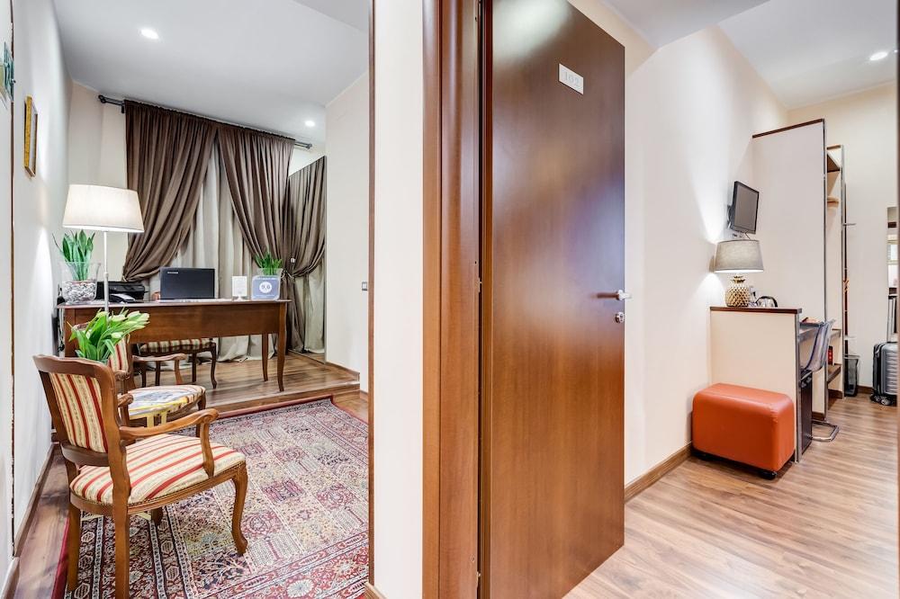Lhr Coliseum B&B Rzym Zewnętrze zdjęcie