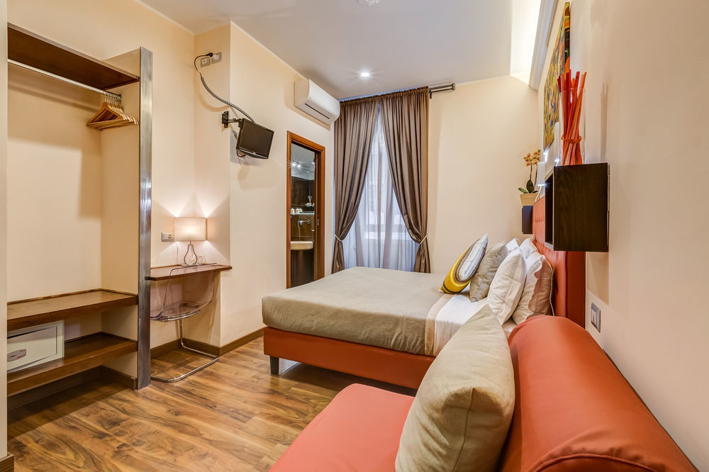 Lhr Coliseum B&B Rzym Zewnętrze zdjęcie